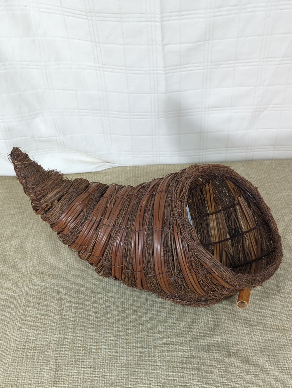 Handwoven Brown Decorative Cornucopia Basket w/Foam Insert For Decorating
